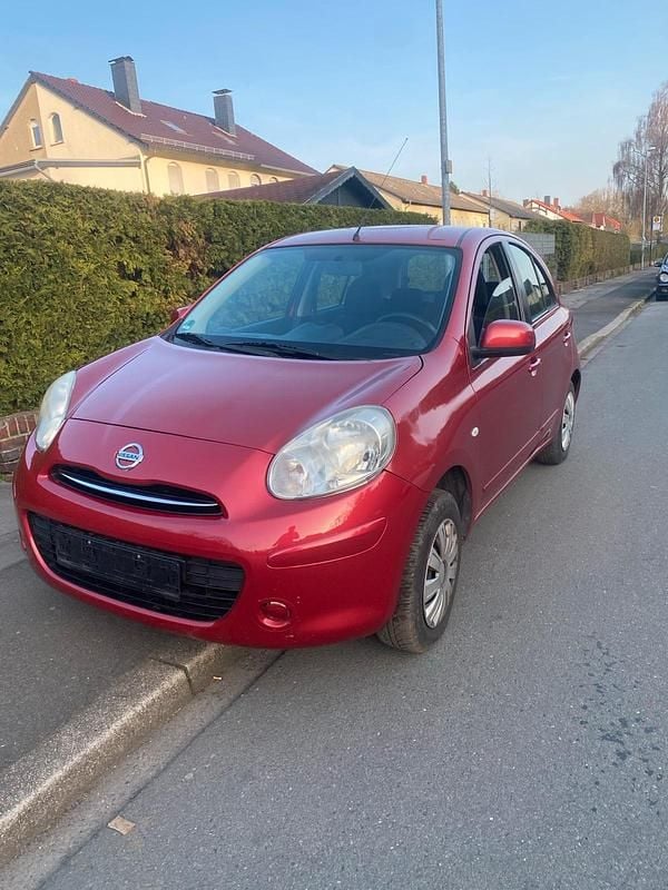 Gebraucht Nissan Micra Acenta 80 PS (58 kW) 2011 Rot Kleinwagen