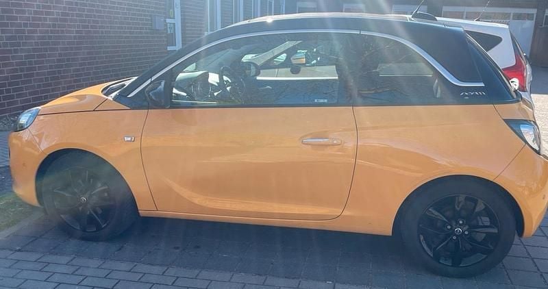 Usado Opel Adam 87 HP (63 kW) 2017 Amarelo Citadino