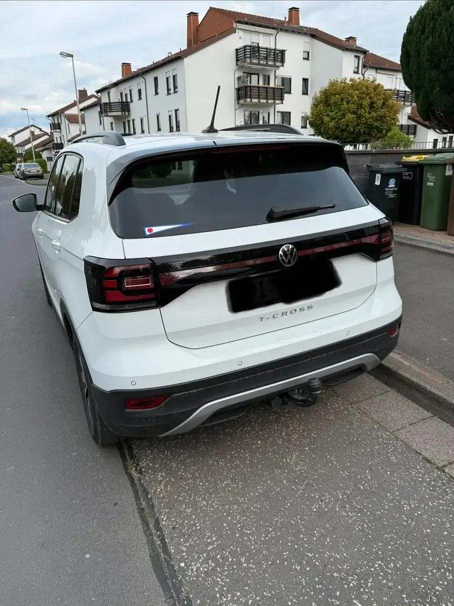 Gebraucht VW T-Cross Move 90 PS (66 kW) 2023 Weiß SUV