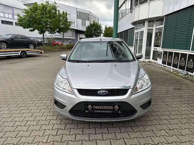 Gebraucht Ford Focus Style 101 PS (74 kW) 2009 Grau Kombi