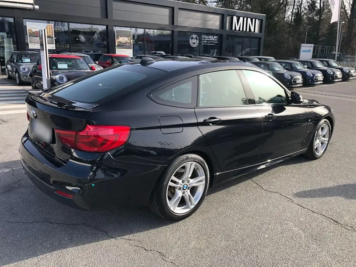 Gebraucht BMW 320 Performance 190 PS (139 kW) 2017 Schwarz Limousine