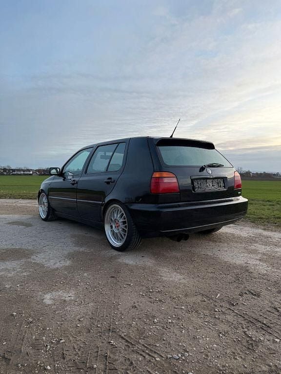 Gebraucht VW Golf III 190 PS (139 kW) 1994 Schwarz Limousine