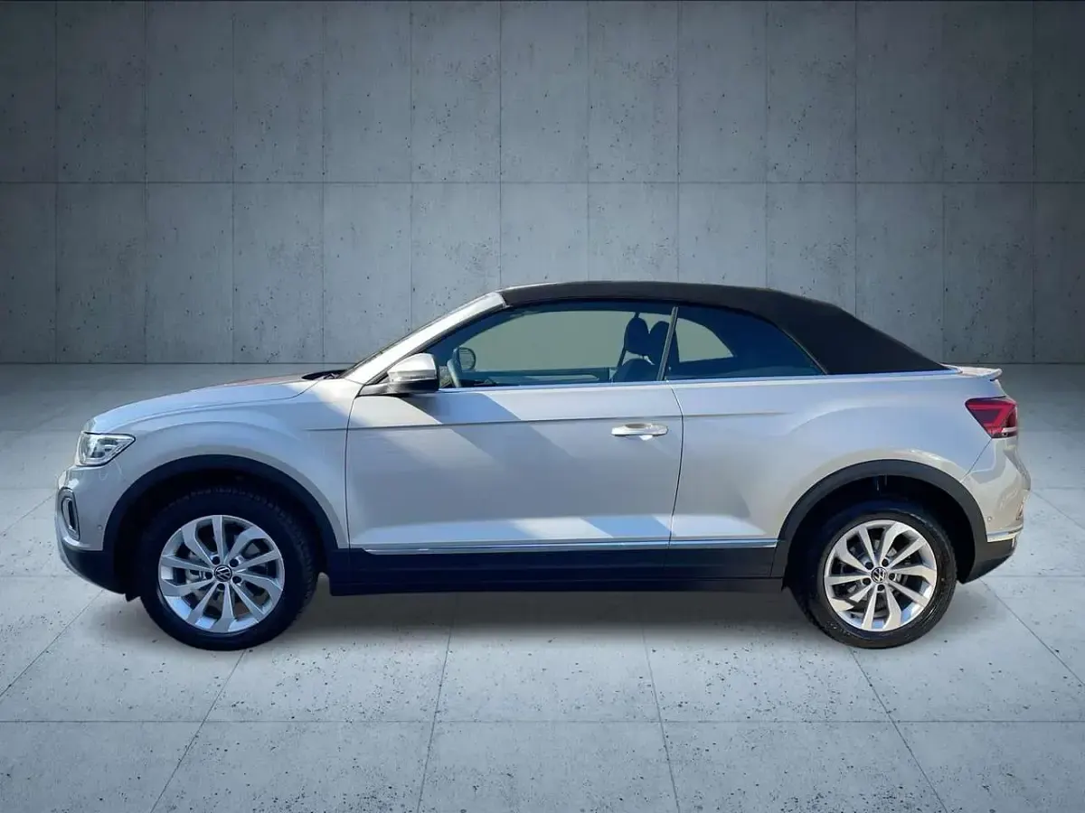 Gebraucht VW T-Roc Cabriolet Style 116 PS (85 kW) 2025 Ivory silver metallic/schwarz Cabrio
