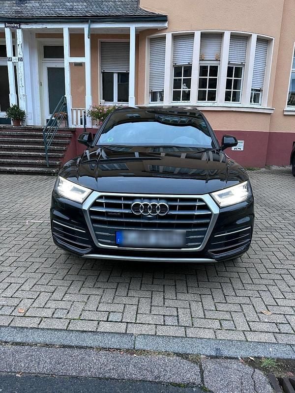 Gebraucht Audi Q5 163 PS (119 kW) 2018 Schwarz SUV