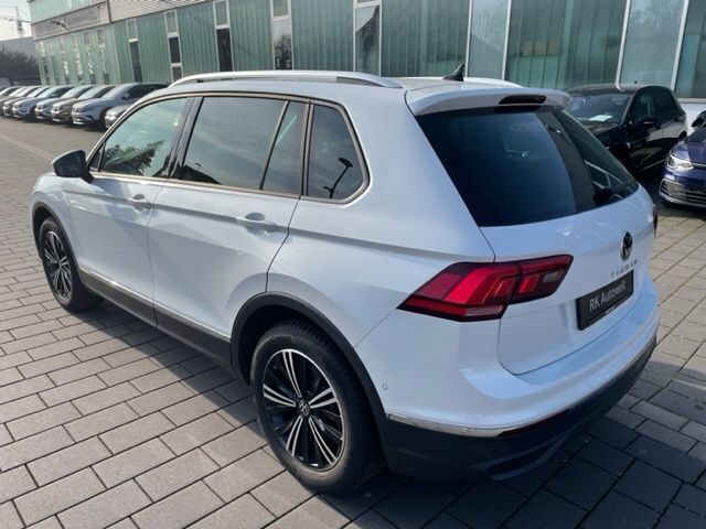 Gebraucht VW Tiguan Active 150 PS (110 kW) 2021 Weiss SUV