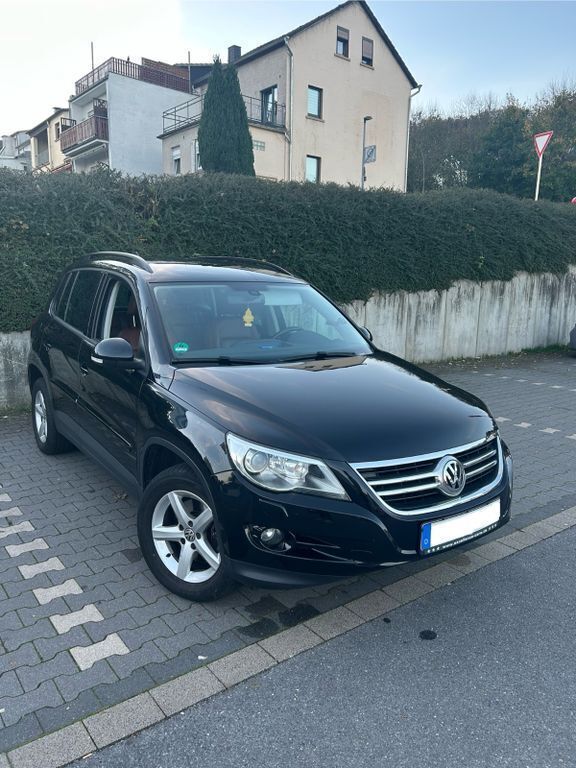 Schwarz Gebraucht 2009 VW Tiguan SUV | 7.500 € (Fairer Preis) - Bild 1/4