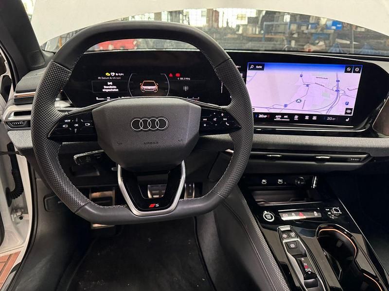 Gebraucht Audi A5 S-Line 204 PS (150 kW) 2025 Gletscherweiß metallic (metallic) Kombi