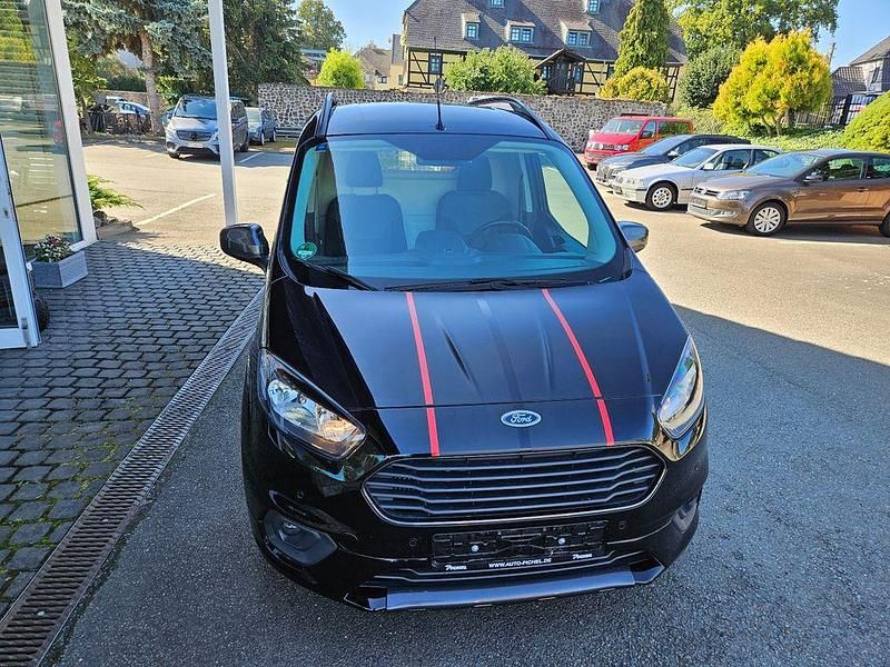 Gebraucht Ford Transit Sport 101 PS (74 kW) 2022 Schwarz Limousine