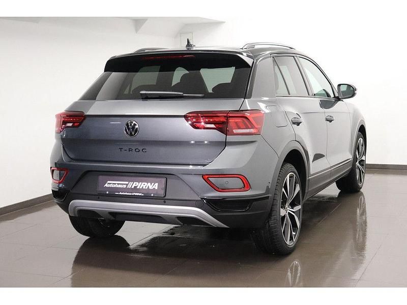 Gebraucht VW T-Roc Style 150 PS (110 kW) 2025 Grau SUV