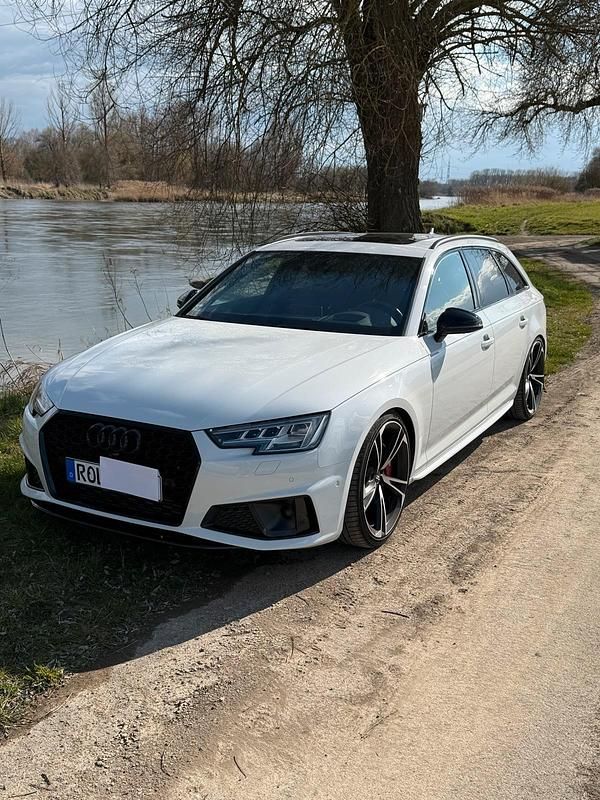 Second-hand Audi S4 400 CP (294 kW) 2019 Alb Break