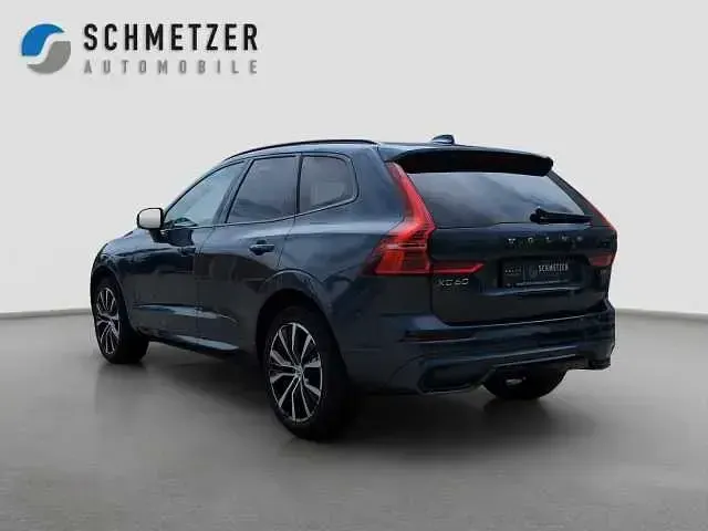 Gebraucht Volvo XC60 145 PS (106 kW) 2022 SUV