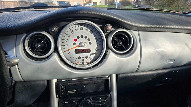 Gebraucht Mini Cooper 114 PS (83 kW) 2004 Silber Kleinwagen
