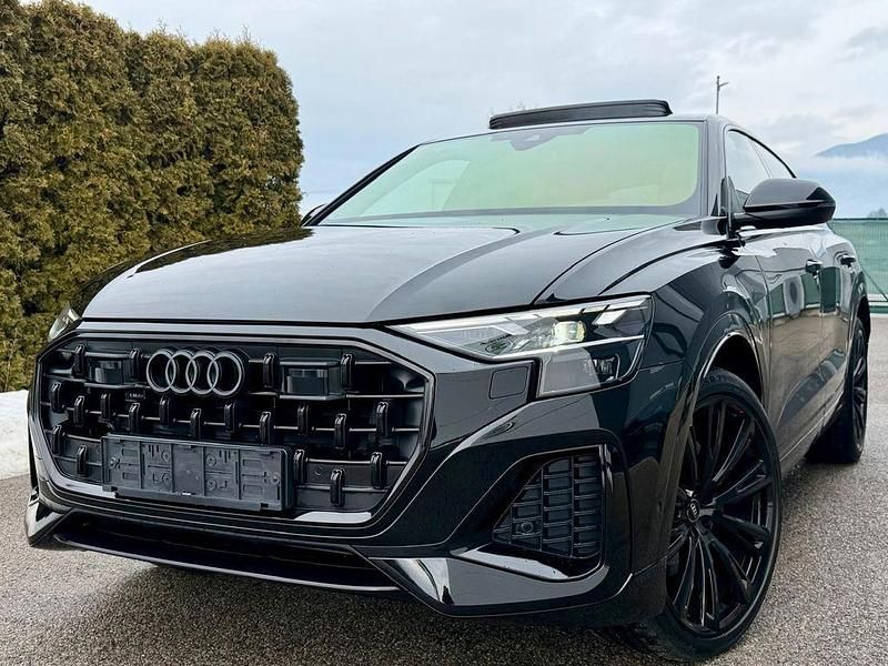 Gebraucht Audi Q8 S-Line 286 PS (210 kW) 2024 Schwarz SUV