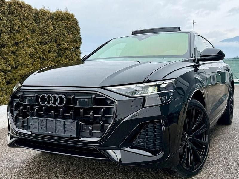Gebraucht Audi Q8 S-Line 286 PS (210 kW) 2024 Schwarz SUV