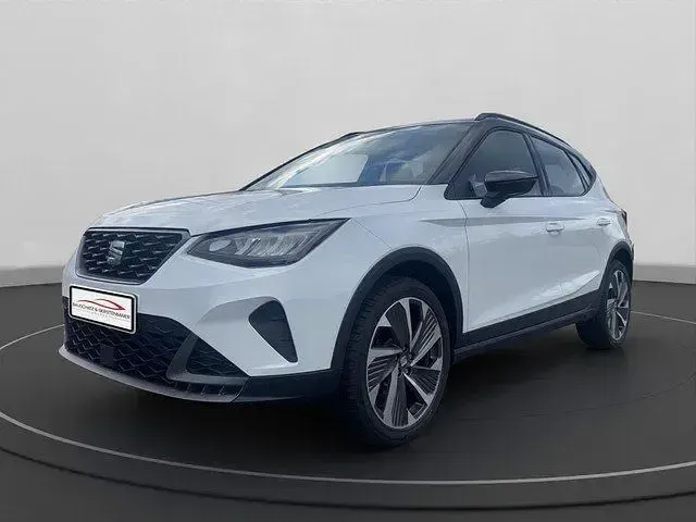 Gebraucht Seat Arona FR 116 PS (85 kW) 2026 Glacial weiß / midnight SUV