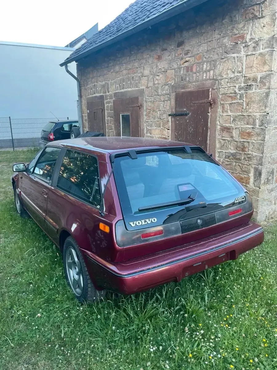 Gebraucht Volvo 480 115 PS (84 kW) 1995 Rot Coupé