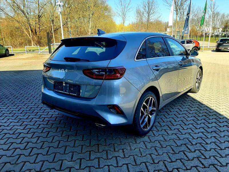 Neu Kia Ceed Gold 140 PS (102 kW) 2025 Othercolor Kleinwagen