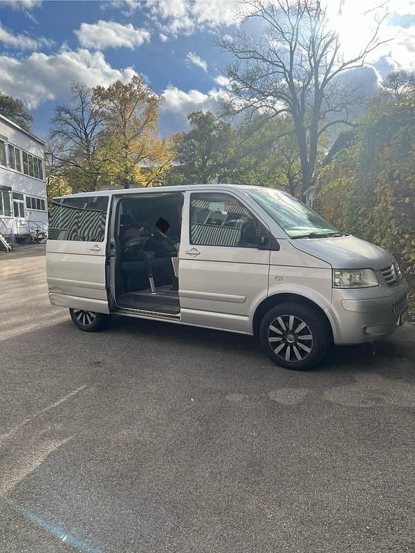 Second-hand VW T5 134 CP (98 kW) 2006 Argintiu Van
