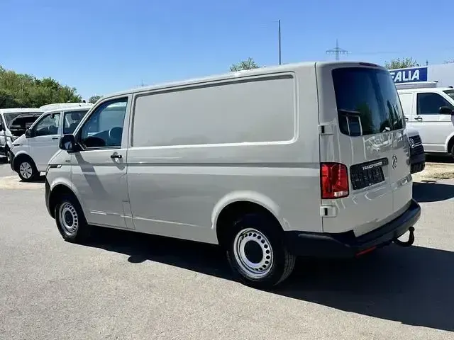 Usado VW Transporter 90 CV (66 kW) 2020 Gris Van