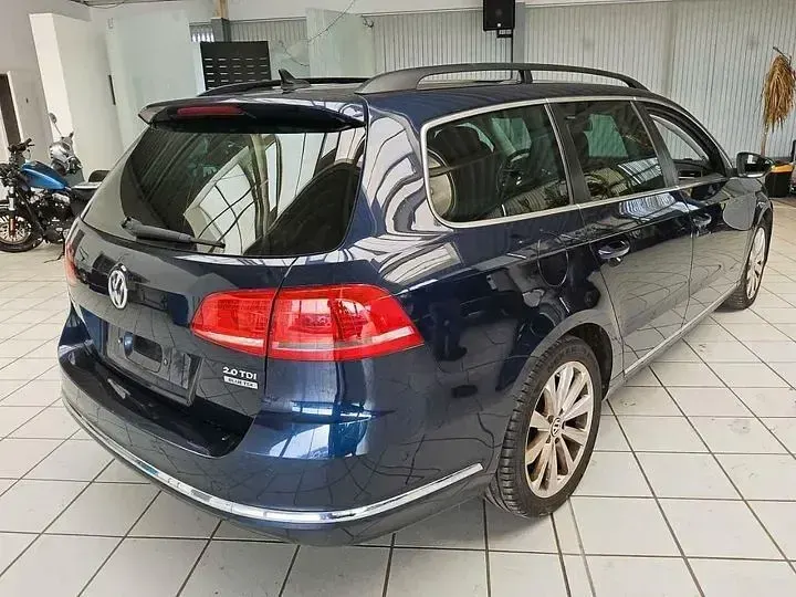 Gebraucht VW Passat 140 PS (102 kW) 2013 Blau Kombi