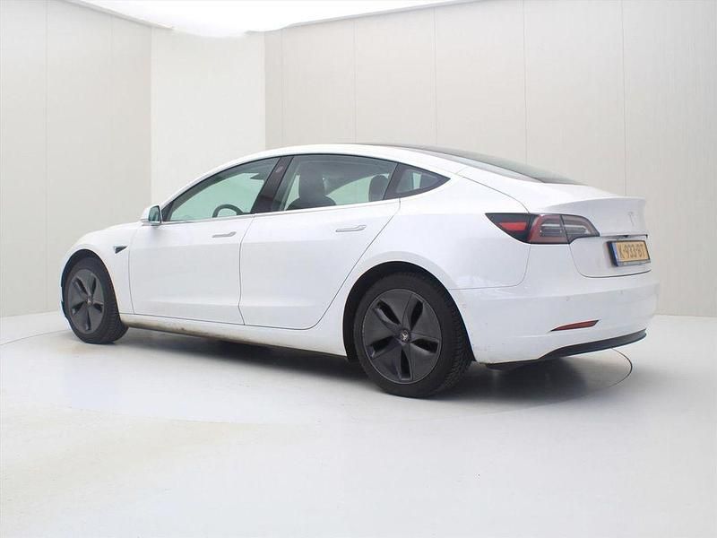 Gebraucht Tesla Model 3 Standard Range 225 kW (306 PS) 2020 Weiß Limousine