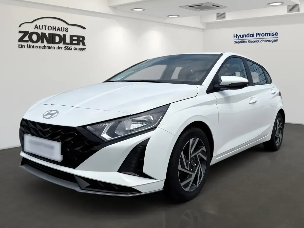 Gebraucht Hyundai i20 Trend 101 PS (74 kW) 2025 Kleinwagen