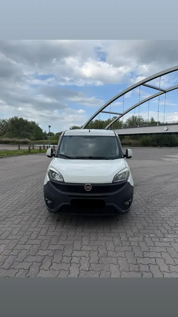 Gebraucht Fiat Doblò 101 PS (74 kW) 2015 Weiß Van / Kleinbus