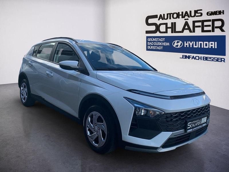 Gebraucht Hyundai Bayon Select 101 PS (74 kW) 2025 Atlas white / sol SUV