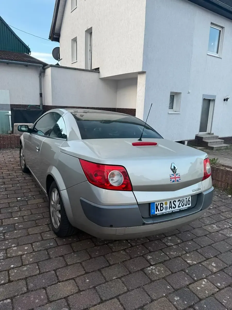 Gebraucht Renault Mégane Cabriolet 135 PS (99 kW) 2007 Braun Cabrio