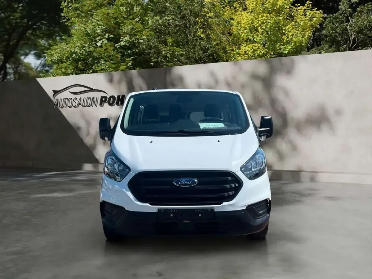 Gebraucht Ford Transit Custom 105 PS (77 kW) 2021 Frozen white Kombi