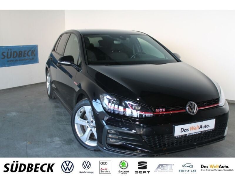 Deep black perleffekt (metallic) Gebraucht 2019 VW Golf VII GTI Limousine | 29.890 € (Teuer) - Bild 1/4