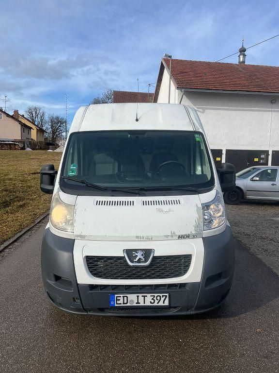 Gebraucht Peugeot Boxer 177 PS (130 kW) 2012 Weiß Van