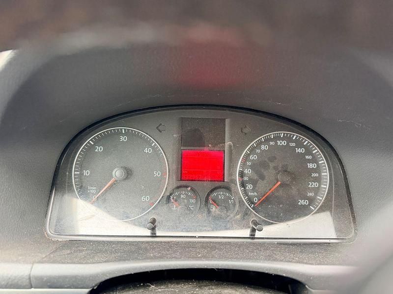 Gebraucht VW Touran Highline 105 PS (77 kW) 2005 Silber Van / Kleinbus