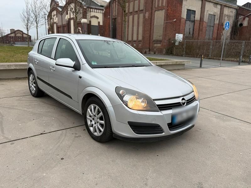 Gebraucht Opel Astra 125 PS (91 kW) 2004 Grau Limousine