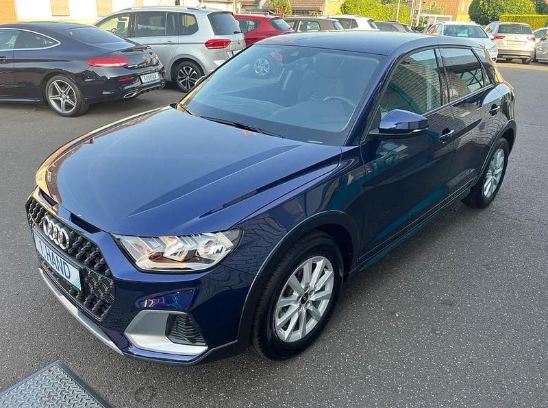 Gebraucht Audi A1 Sport 110 PS (80 kW) 2024 Blau SUV