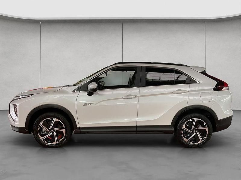 Gebraucht Mitsubishi Eclipse Cross Plus 98 PS (72 kW) 2022 Weiß SUV