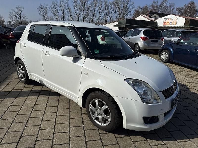 Gebraucht Suzuki Swift 92 PS (67 kW) 2008 Weiß Kleinwagen
