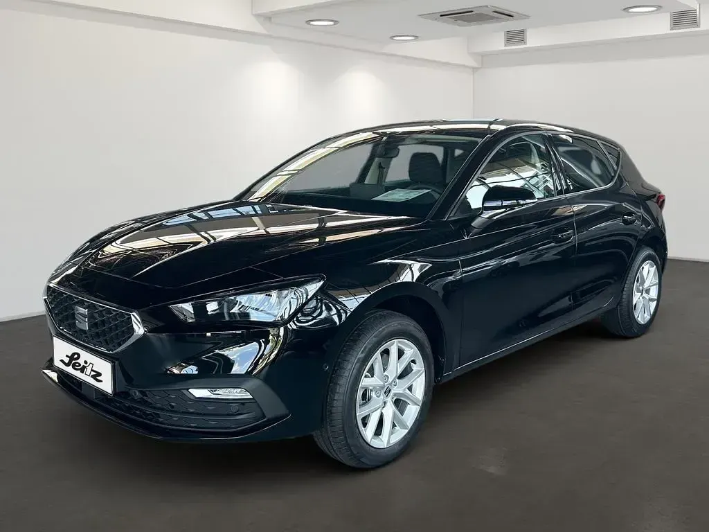 Gebraucht Seat Leon 150 PS (110 kW) 2025 Midnight schwarz metallic Limousine