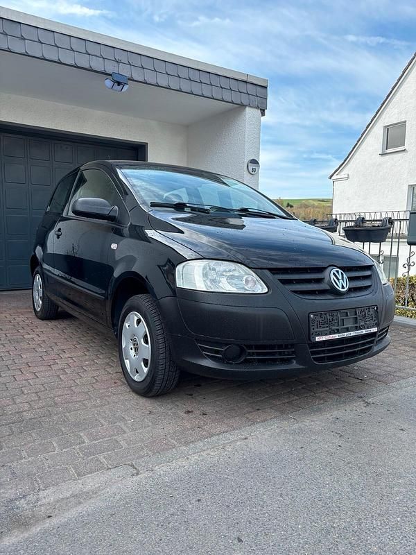 Gebraucht VW Fox 55 PS (40 kW) 2007 Schwarz Kleinwagen