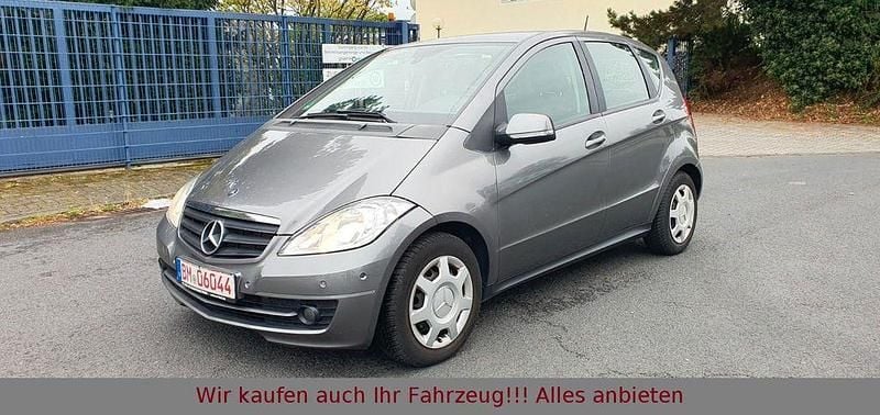 Grau Gebraucht 2010 Mercedes A160 Van / Kleinbus | 5.999 € (Fairer Preis) - Bild 1/4