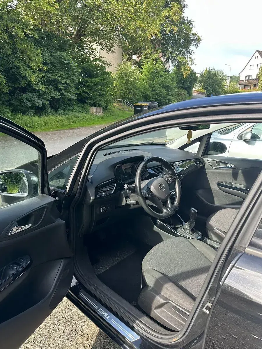Gebraucht Opel Corsa Edition 101 PS (74 kW) 2018 Schwarz Kleinwagen