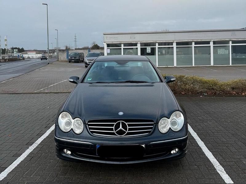 Schwarz Gebraucht 2006 Mercedes CLK200 Coupé | 5.600 € (Fairer Preis) - Bild 1/4