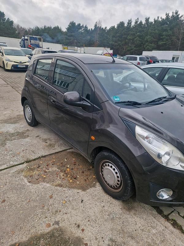 Gebraucht Chevrolet Spark 68 PS (50 kW) 2011 Grau Kleinwagen