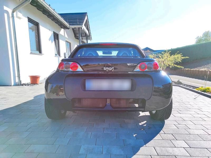 Usata Smart Roadster 82 CV (60 kW) 2003 Nero Cabrio