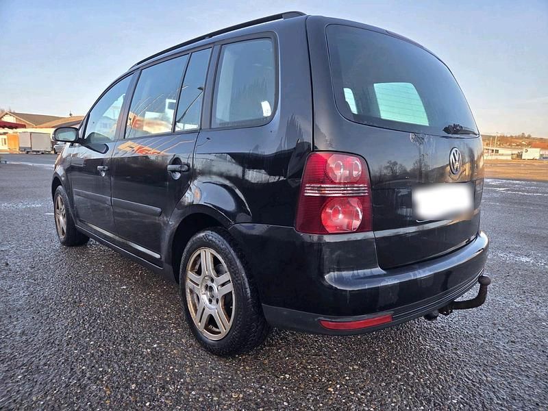 Gebraucht VW Touran 105 PS (77 kW) 2007 Schwarz Van / Kleinbus