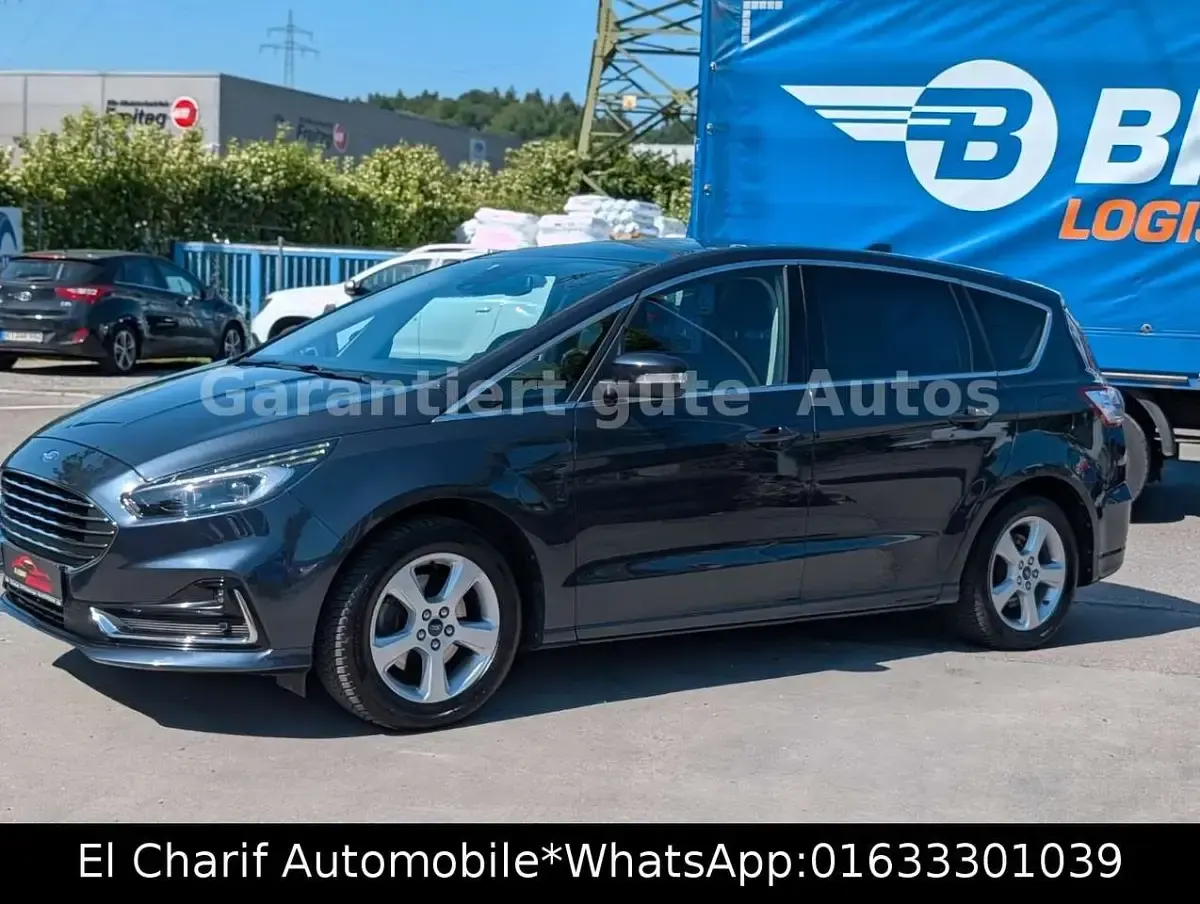 Gebraucht Ford S-MAX Titanium 150 PS (110 kW) 2021 Grau Van / Kleinbus