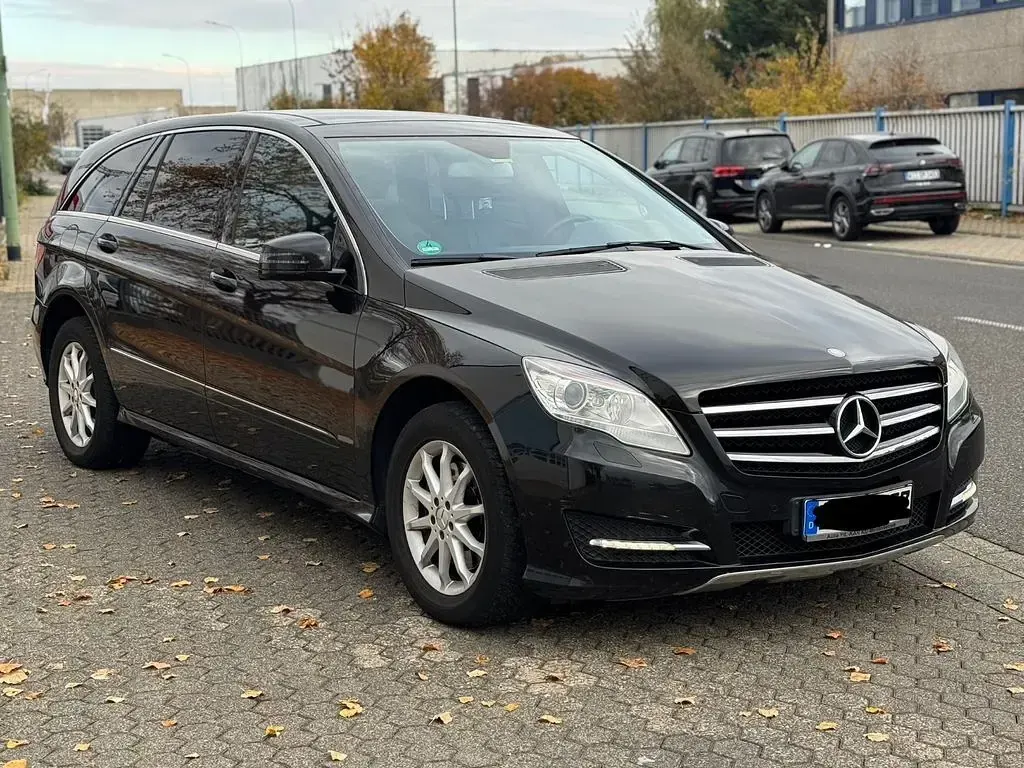 Gebraucht Mercedes R350 265 PS (194 kW) 2011 Schwarz Kombi