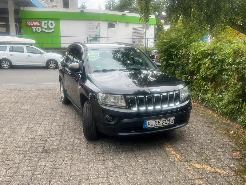 Schwarz Gebraucht 2013 Jeep Compass SUV | 5.200 € - Bild 1/4