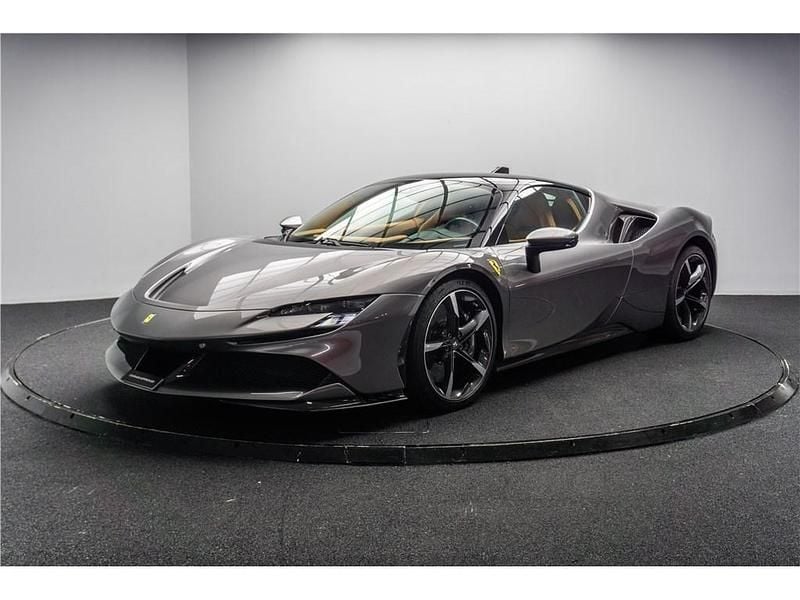 Gebraucht Ferrari SF90 1000 PS (735 kW) 2021 Grau