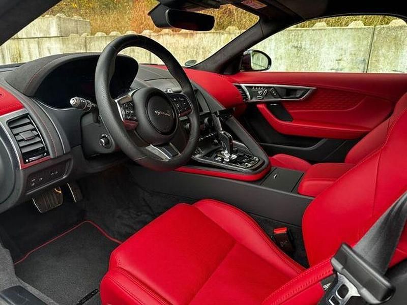 Gebraucht Jaguar F-Type R-Dynamic 300 PS (220 kW) 2023 Schwarz Cabrio